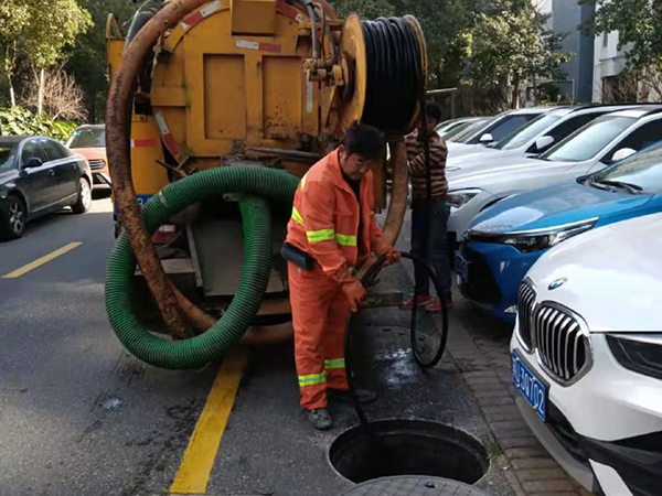 召陵排污管道清淤